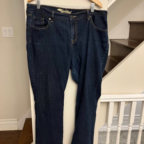 Old Navy Sweetheart Jeans - Picture 2 of 6